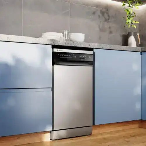 Lava-Louça Electrolux 10 Serviços Inox com Programa Lava & Seca 50 min (LS10E) - 220V